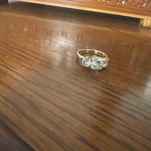 3 stone anniversary ring